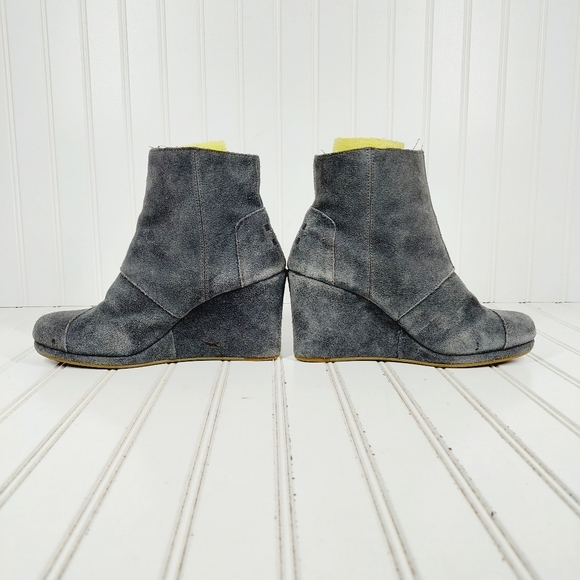 Toms Desert Gray Suede Side Zip Wedge Ankle Booties E197 - Picture 7 of 11